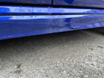 Bas de caisse gauche enfoncé sur Volkswagen Golf R