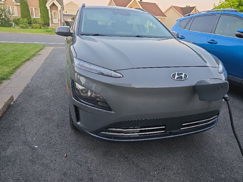 Vue générale des dommages Hyundai Kona