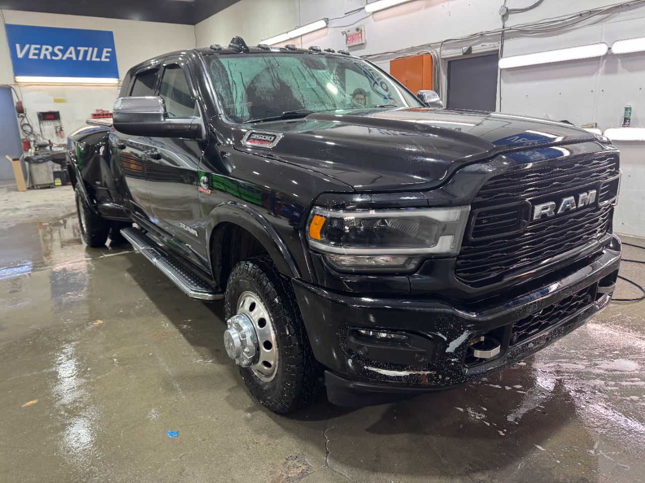 Réparation RAM 3500 2022 – Impact aile avant passager