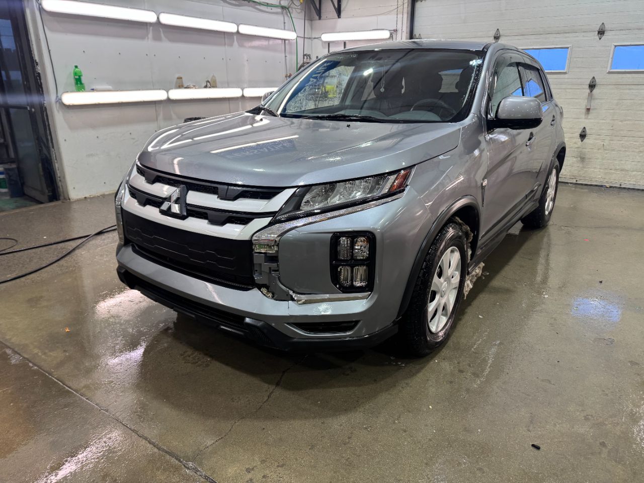 Mitsubishi RVR ES 2024 – Réparation collision avant gauche