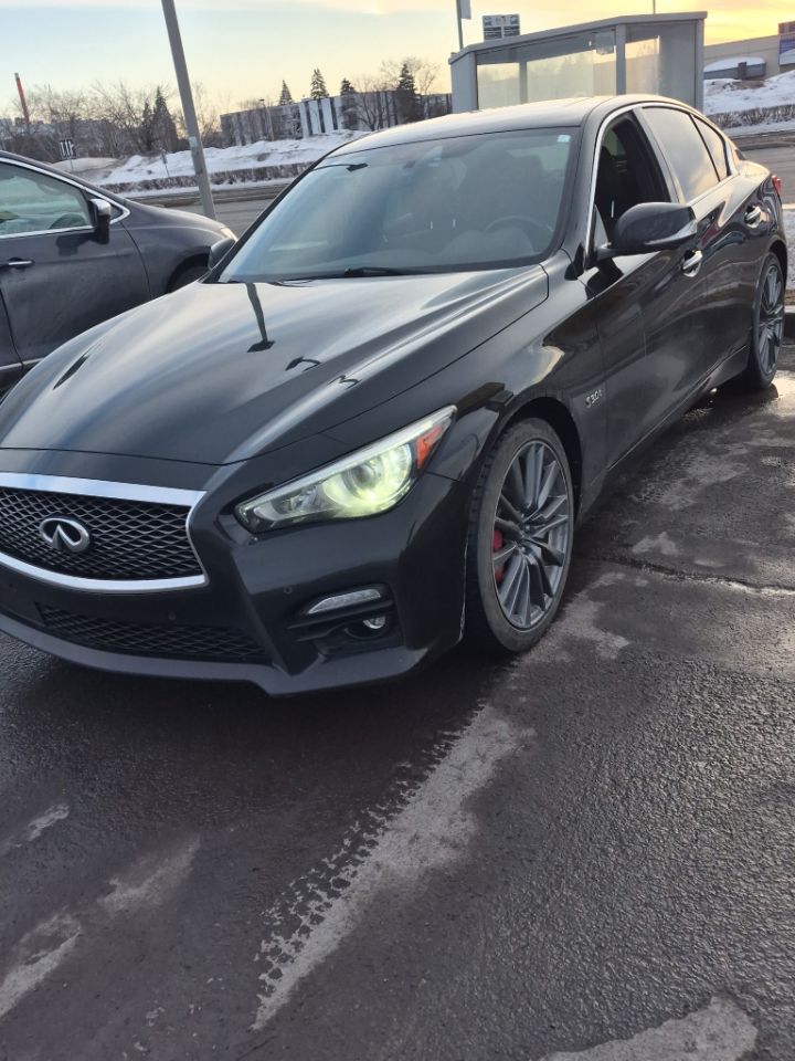 Réparation Infiniti Q50 Red Sport 2017 à Saint-Jean-sur-Richelieu